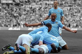 开云体育官方网站-F1新赛季揭幕战焦点战，勇士逆转独行侠，速度与激情的双重奏