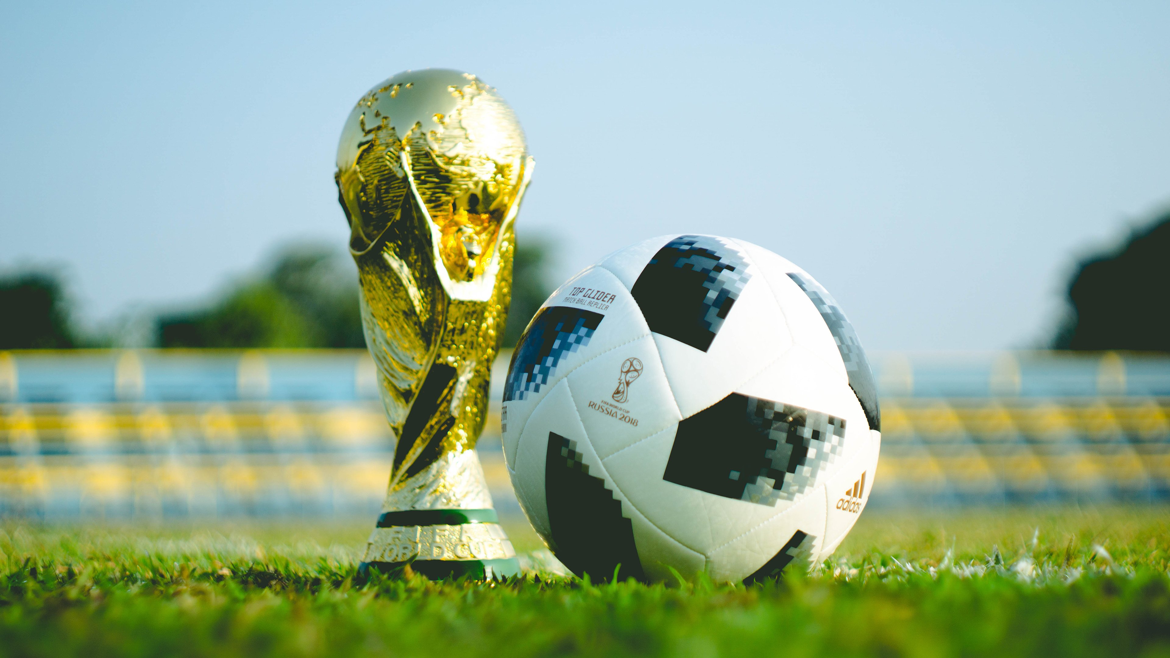 久保建英导演经典对决,加拿大卡塔尔鏖战2026世界杯